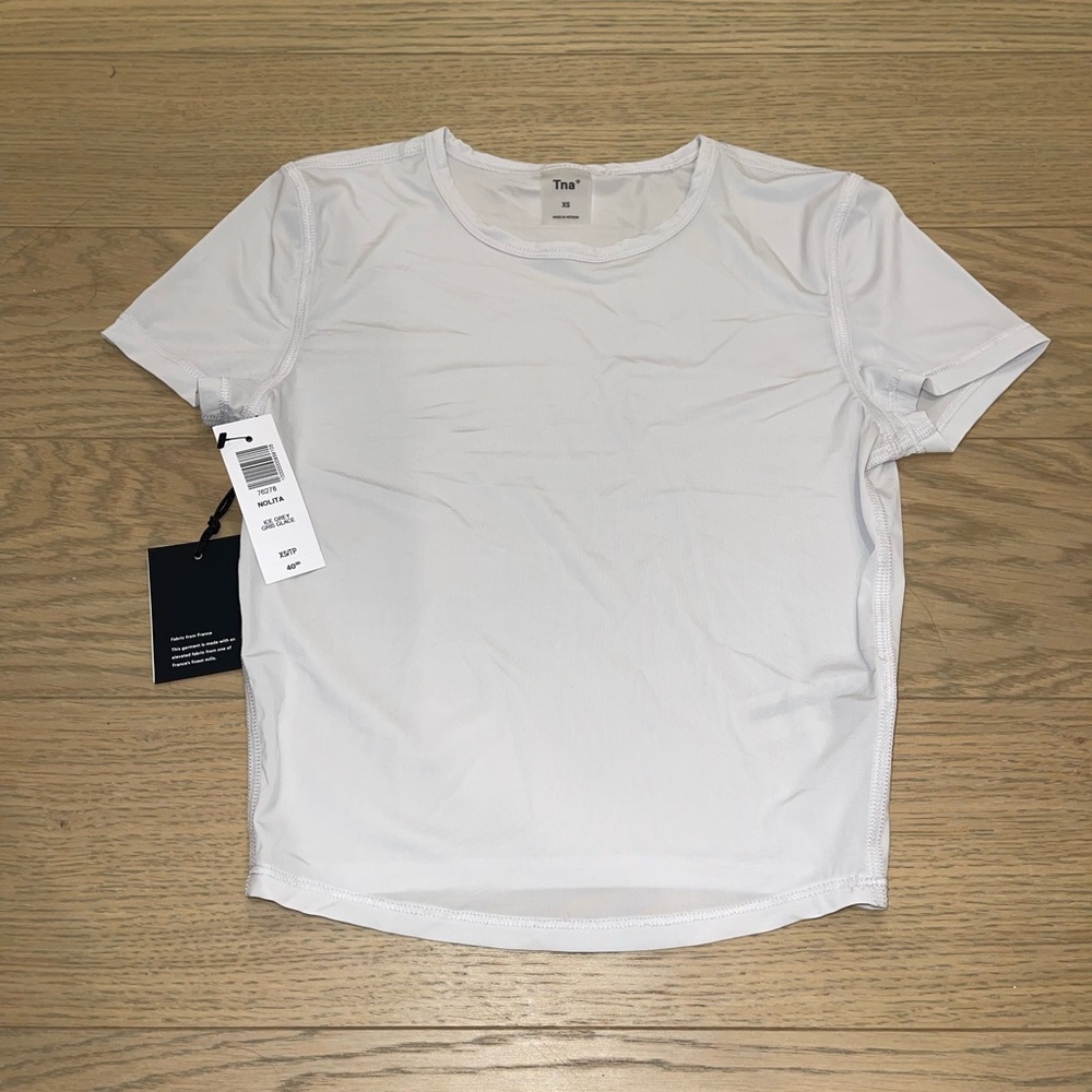 Aritzia TNA Nolita T-shirt in Ice Grey (XS)